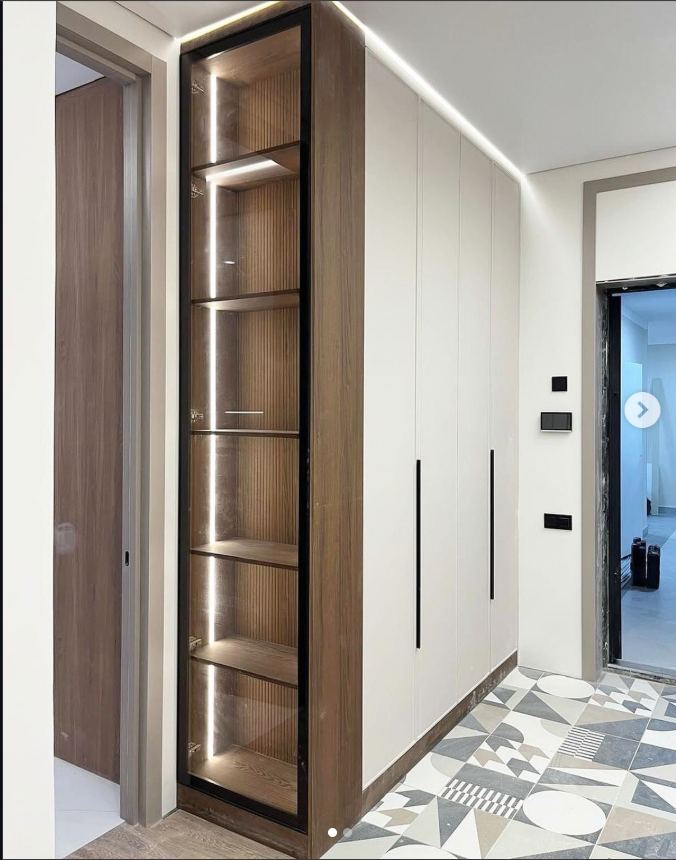 Fitted Wardrobe with Backlit Display Shelving